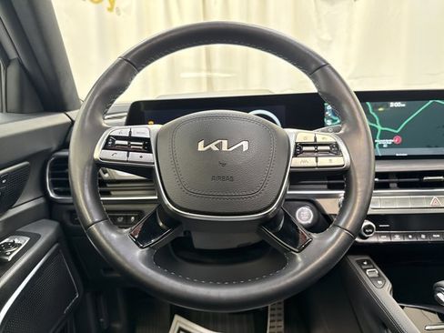 Used 2023 Kia Telluride SX Prestige X-Line image 16