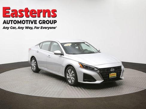 Used 2023 Nissan Altima 2.5 S image 49