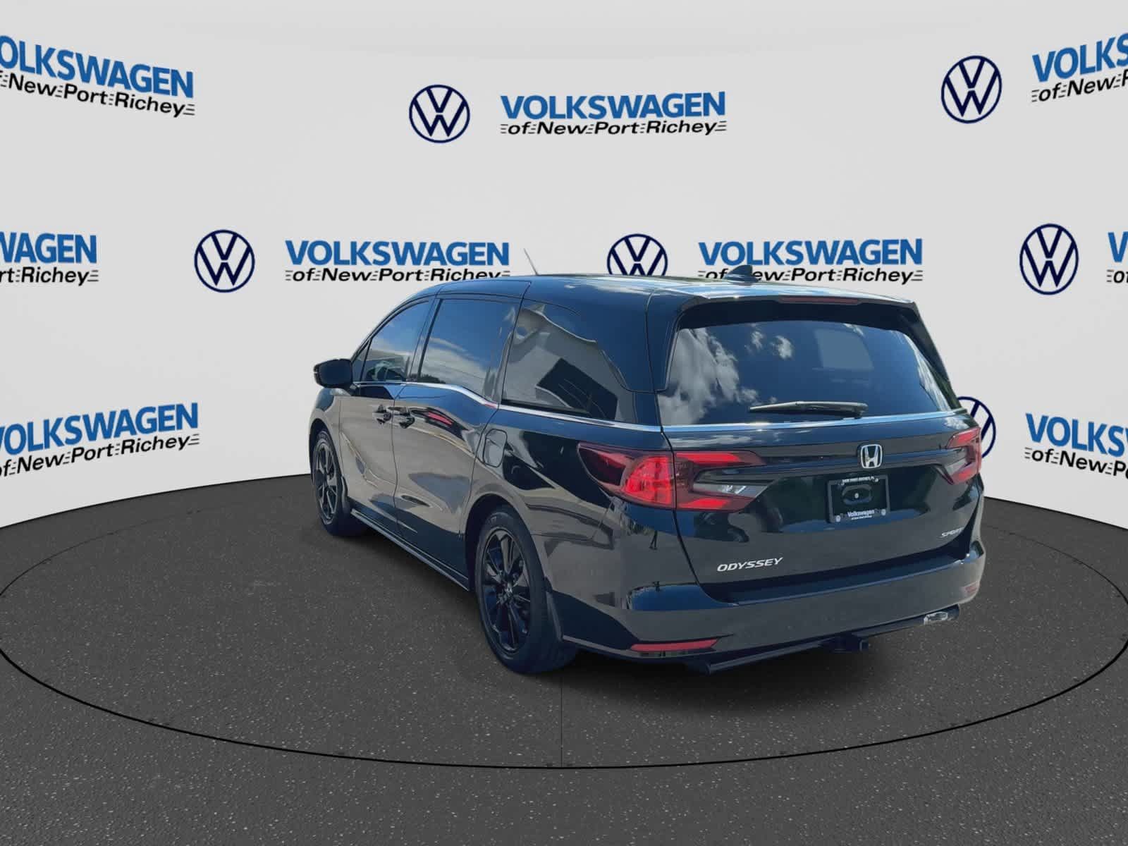 Used 2023 Honda Odyssey Sport image 6