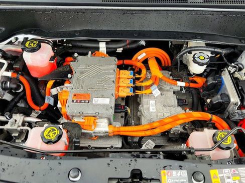 Used 2023 Chevrolet Bolt EUV LT w/ Driver Confidence Package image 26