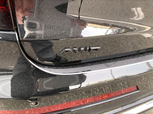 Used 2023 Cadillac XT6 Premium Luxury w/ Technology Package image 31