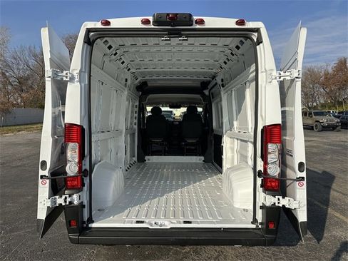 Used 2025 RAM ProMaster 2500 image 9