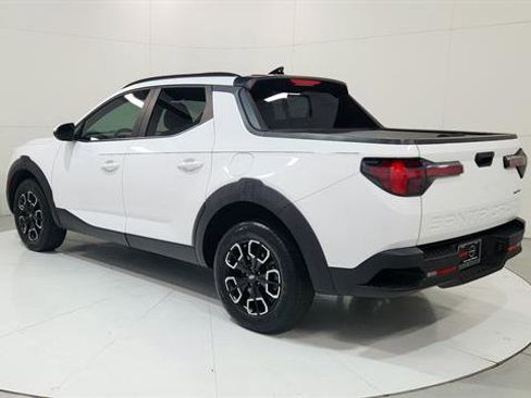 Used 2022 Hyundai Santa Cruz SEL Premium image 6