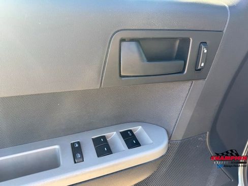 Used 2010 Ford Escape XLT image 14