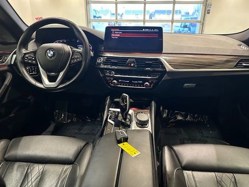Used 2021 BMW 540i xDrive w/ Premium Package image 10