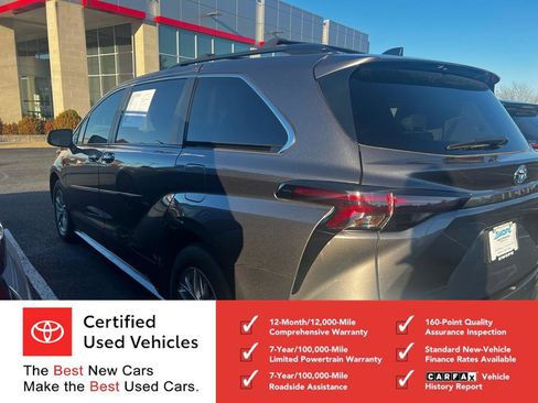 Certified 2024 Toyota Sienna XLE image 4