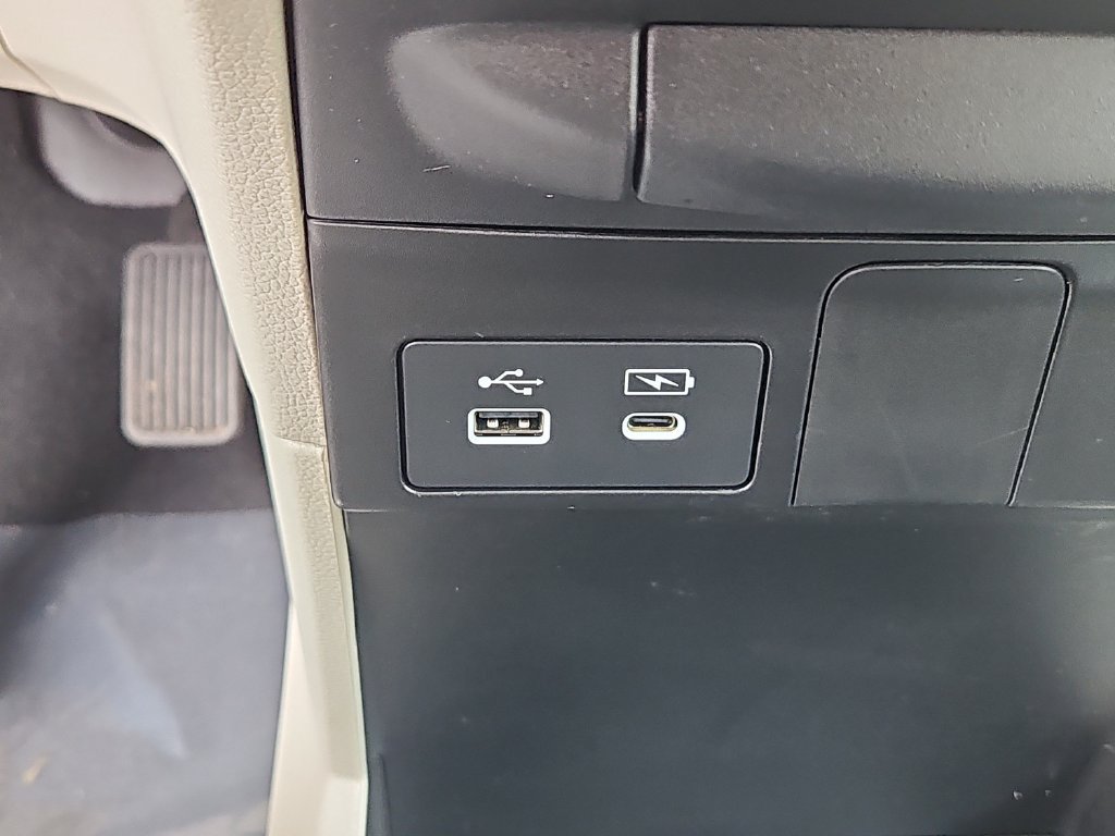 Used 2025 Honda Odyssey EX-L image 17