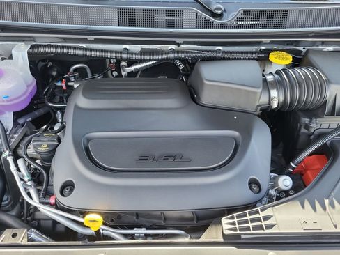 New 2026 Chrysler Pacifica Pinnacle w/ Trailer Tow Group image 33