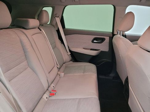 Used 2023 Nissan Rogue SV image 19