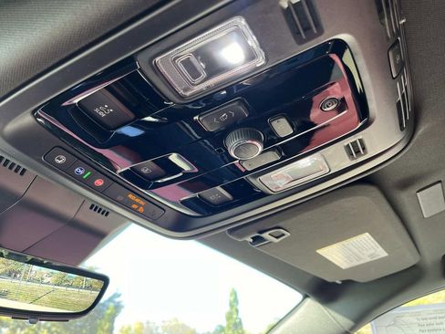 New 2026 Cadillac Escalade Luxury w/ Touring Package image 33