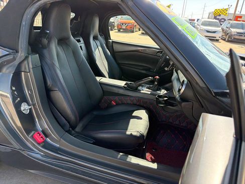 Used 2018 MAZDA MX-5 Miata Grand Touring RWD image 22