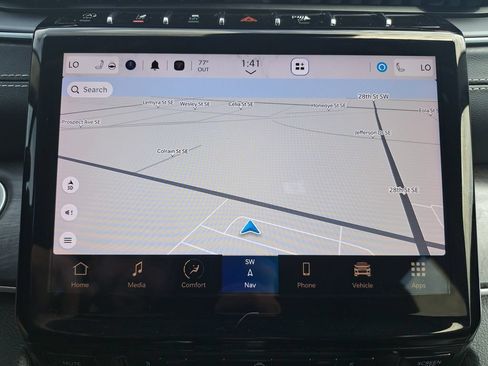 Certified 2023 Jeep Grand Cherokee L Limited AWD/4WD image 23