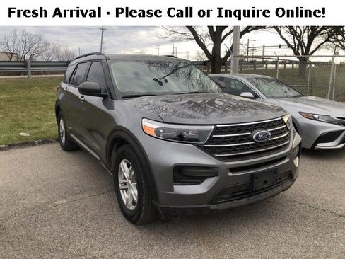 Used 2022 Ford Explorer XLT image 1