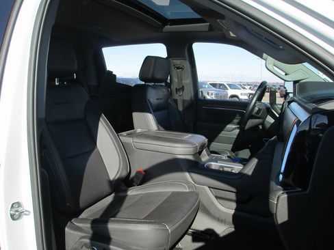 Certified 2024 GMC Sierra 2500 Denali w/ Denali Reserve Package image 25