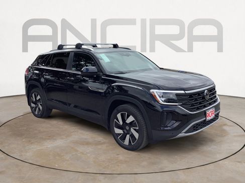 New 2026 Volkswagen Atlas Cross Sport SE FWD image 2