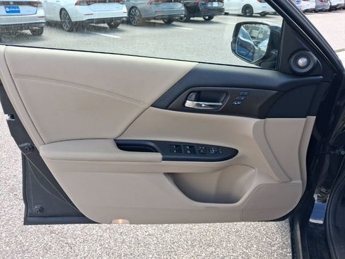 Used 2015 Honda Accord EX-L image 20
