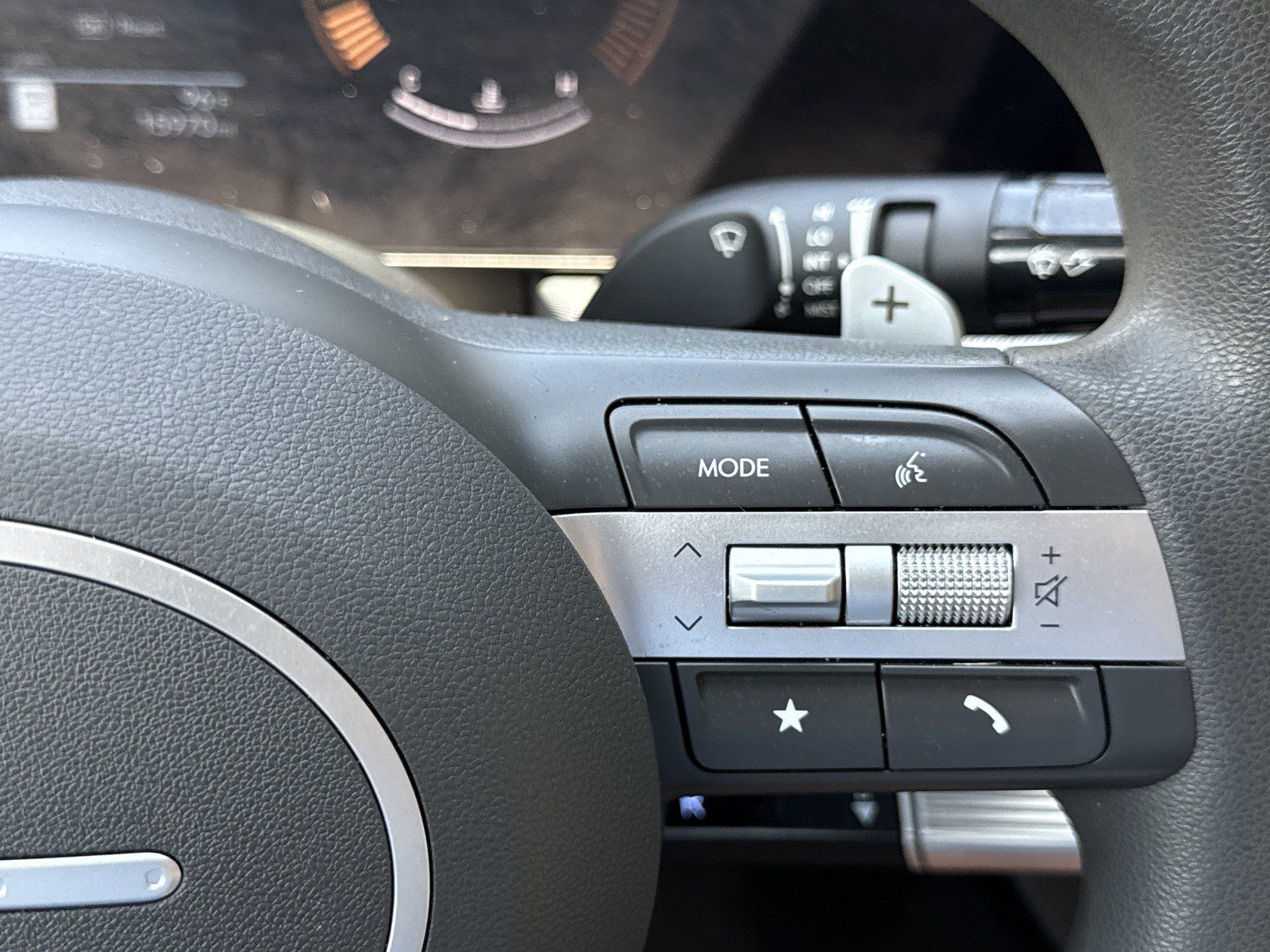Certified 2025 Hyundai Sonata SEL FWD image 21