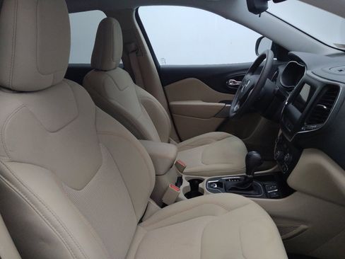 Used 2021 Jeep Cherokee Latitude image 21