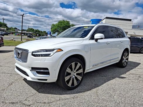 Used 2022 Volvo XC90 T8 Inscription AWD/4WD image 3