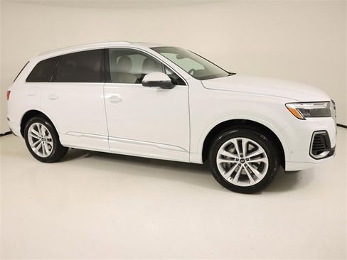 Certified 2025 Audi Q7 3.0T Premium Plus w/ Premium Plus Package image 6