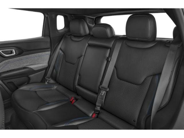 Certified 2024 Jeep Compass Latitude AWD/4WD image 13