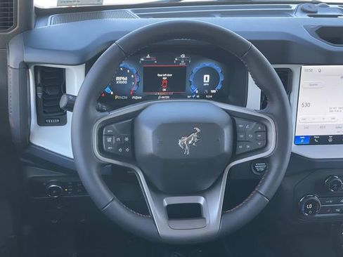 New 2026 Ford Bronco Heritage Edition image 7