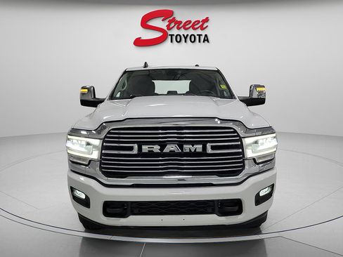 Used 2023 RAM 2500 Laramie AWD/4WD image 6