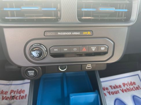 New 2025 Ford Maverick XLT w/ XLT Luxury Package AWD/4WD image 16
