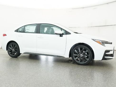 New 2026 Toyota Corolla SE image 28