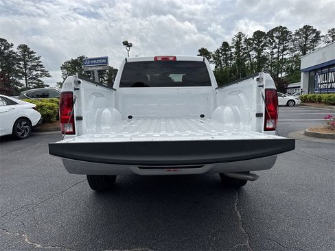 Used 2024 RAM 1500 Classic SLT image 18