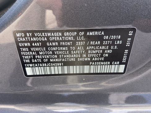 Used 2018 Volkswagen Passat 2.0T SEL Premium image 38