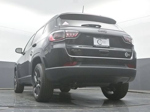 New 2026 Jeep Compass Limited w/ Sun, Sound & Navigation Group AWD/4WD image 52