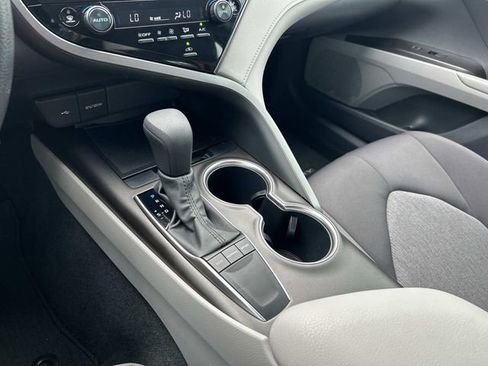 Used 2024 Toyota Camry LE image 21