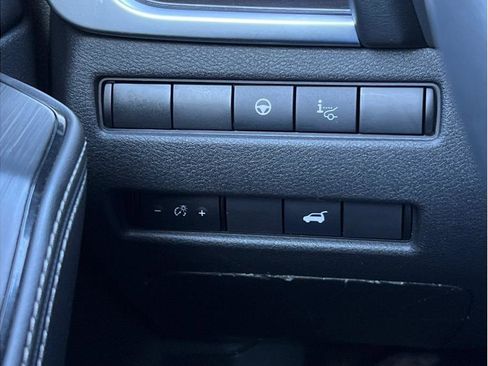 Used 2022 Nissan Rogue Platinum w/ Head-Up Display Package image 18