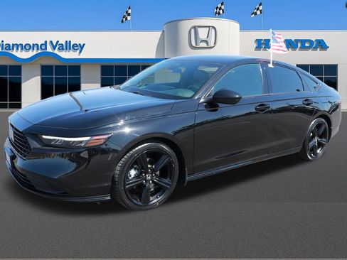 Used 2024 Honda Accord Sport image 3