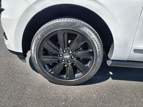 Used 2023 Lincoln Navigator L Reserve AWD/4WD image 33