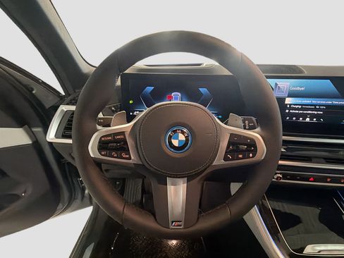 New 2026 BMW X5 xDrive50e w/ M Sport Package image 39