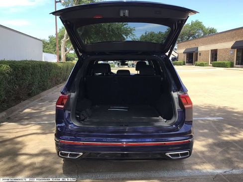 Used 2022 Volkswagen Tiguan SEL R-Line AWD/4WD image 10