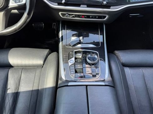 Used 2024 BMW X7 xDrive40i w/ Executive Package AWD/4WD image 21
