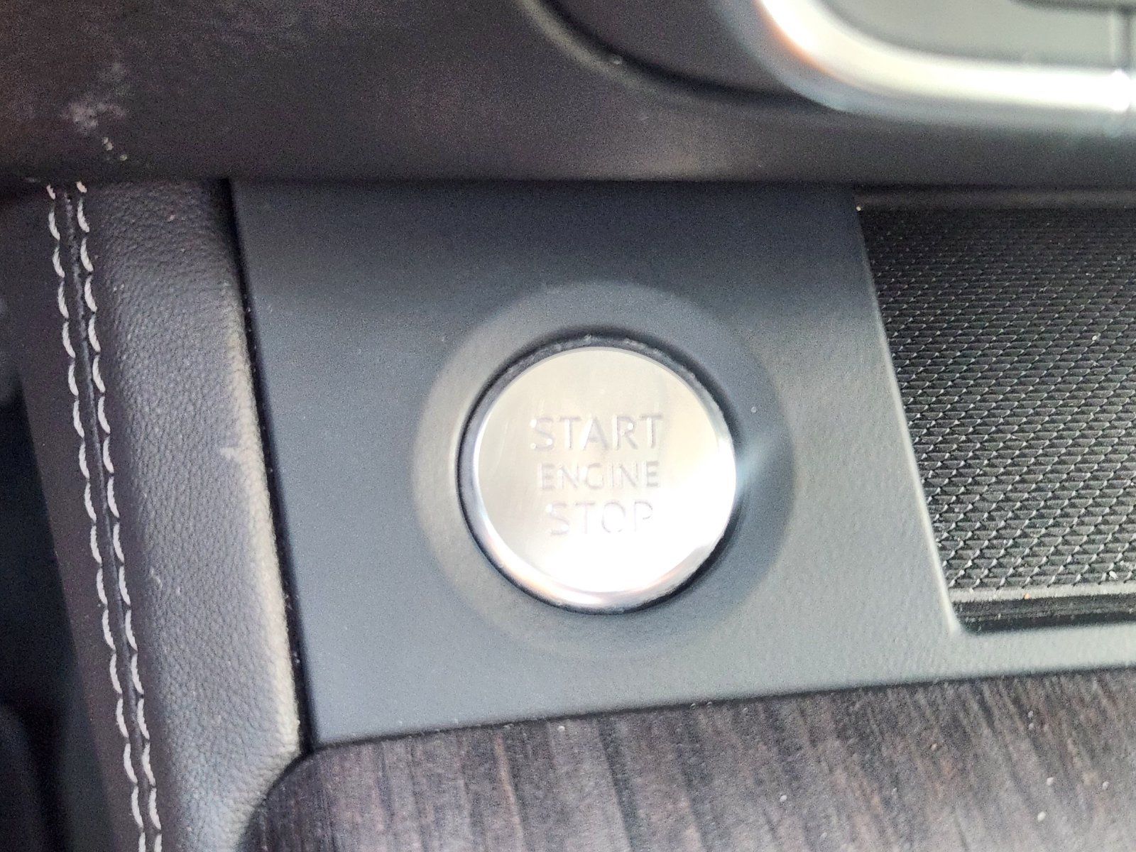 Used 2024 Audi Q5 2.0T Premium Plus AWD/4WD image 24
