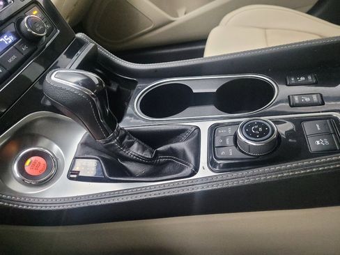 Used 2021 Nissan Maxima 3.5 SV w/ Floor Mat Group FWD image 26