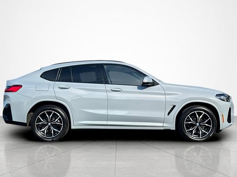 Used 2024 BMW X4 xDrive30i w/ Premium Package AWD/4WD image 6