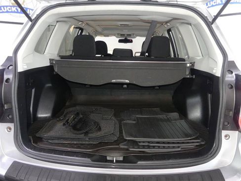 Used 2015 Subaru Forester 2.5i Premium w/ Popular Package #1 AWD/4WD image 9