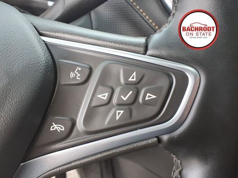Used 2023 Chevrolet Equinox Premier AWD/4WD image 25