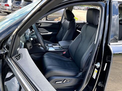 Used 2023 Acura MDX SH-AWD w/ Technology Package image 7