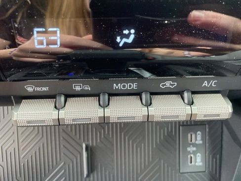 New 2025 Toyota Tacoma TRD Off-Road image 39