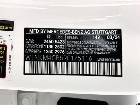 Certified 2024 Mercedes-Benz GLC 300 image 33