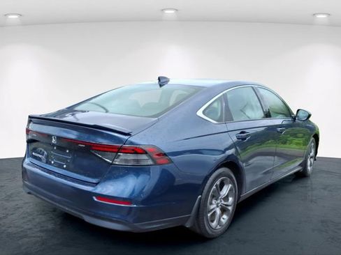 Used 2023 Honda Accord EX image 12