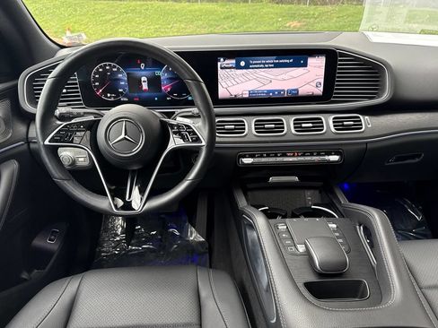 Used 2025 Mercedes-Benz GLE 450 4MATIC image 23