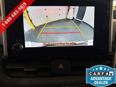 Used 2024 Toyota RAV4 XLE AWD/4WD image 16